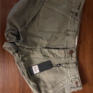 Green Frayed Hem Shorts